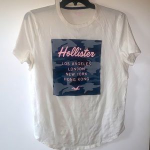 Hollister tee